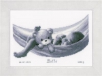 Baby in hangmat 