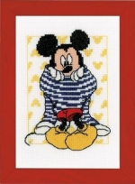 Mickey kleedt zich aan