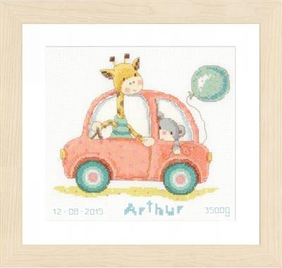 Giraf en beer in auto